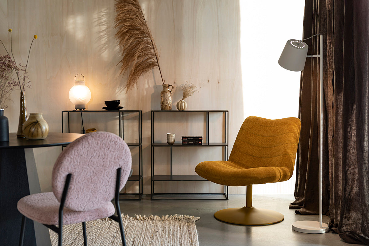 Buckle Head Floor Lamp