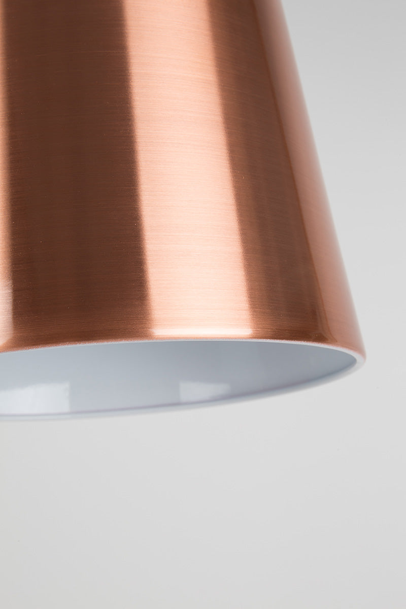 Buckle Head Floor Lamp
