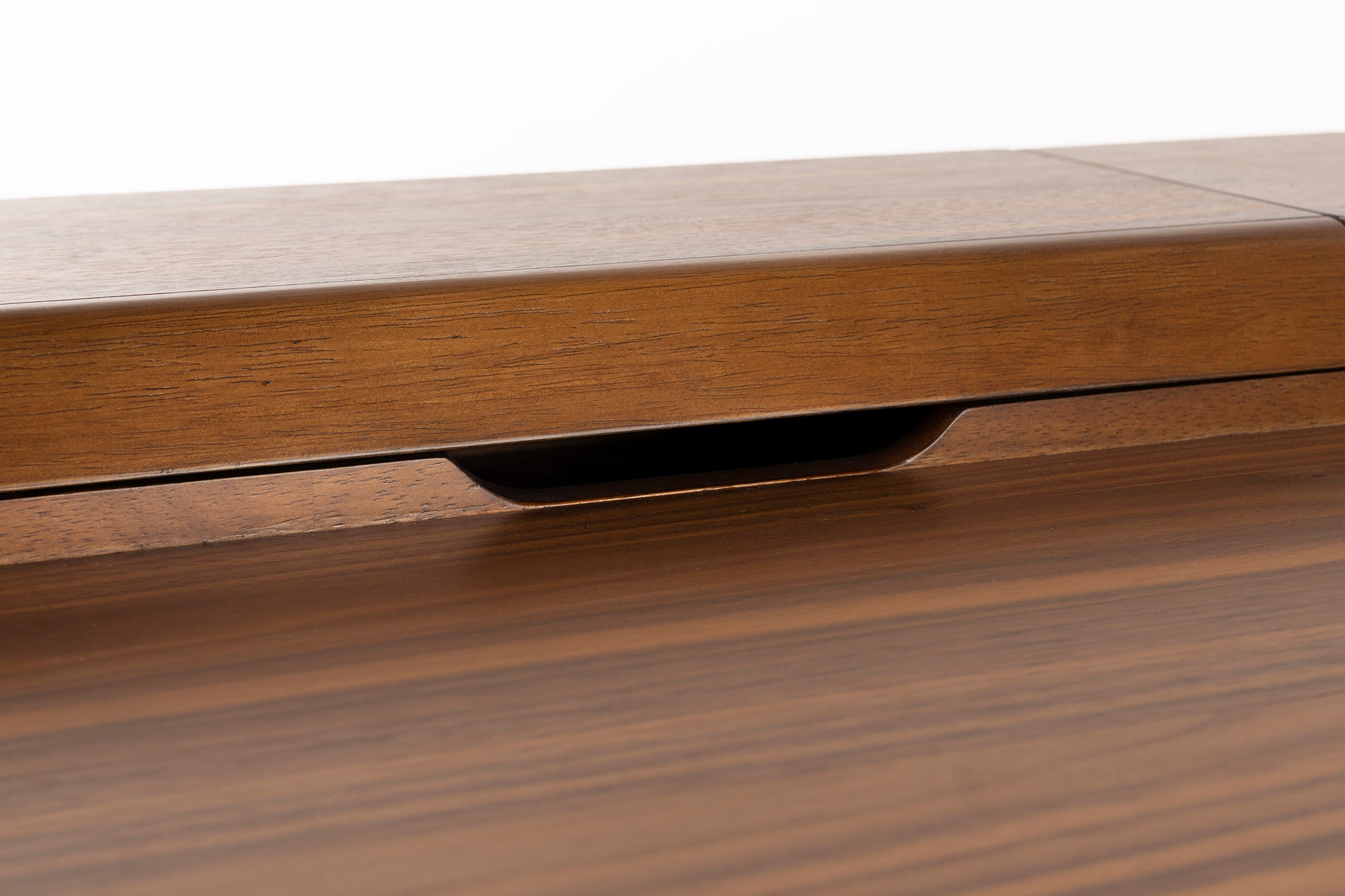 Kaat Desk Table