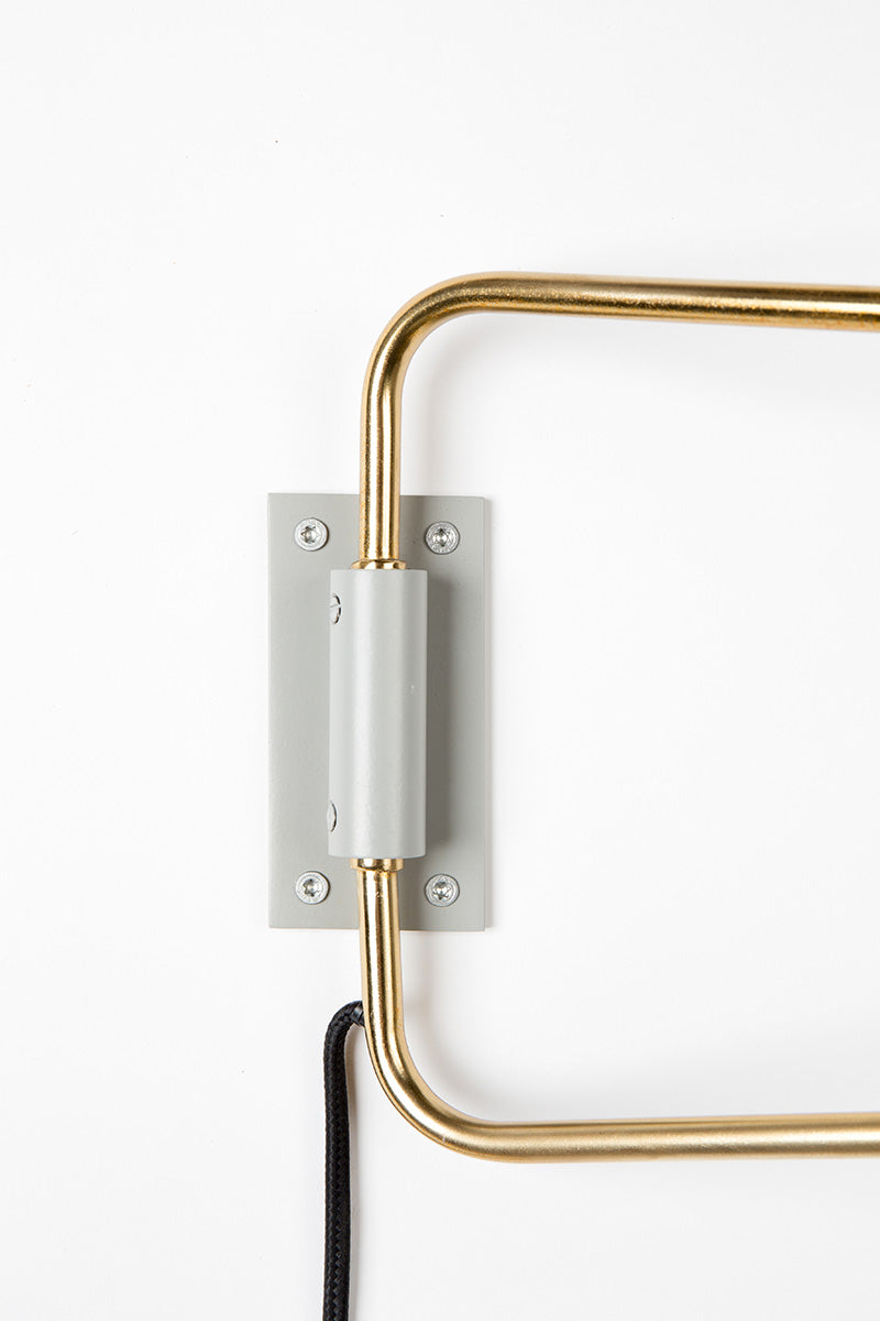 Shady Wall Lamp