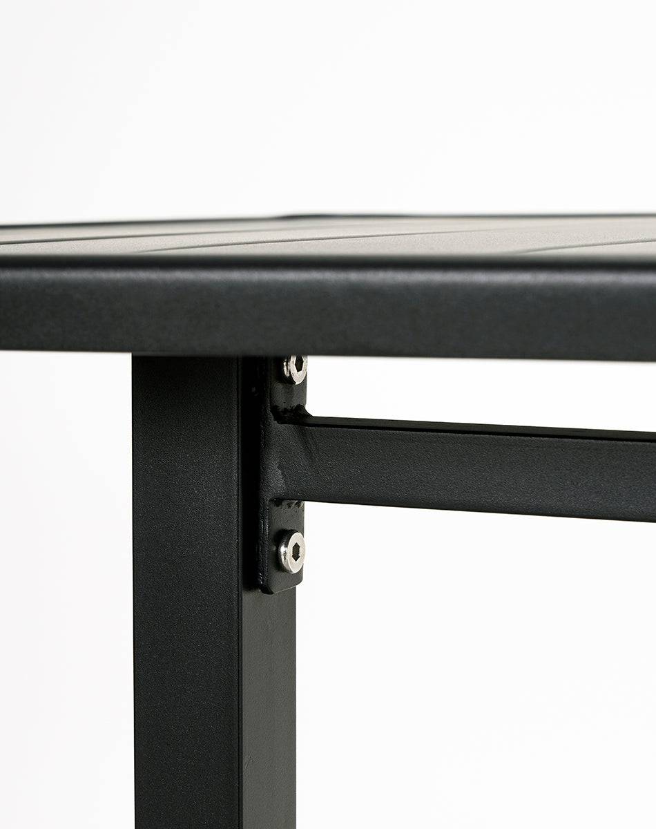 Helo Table