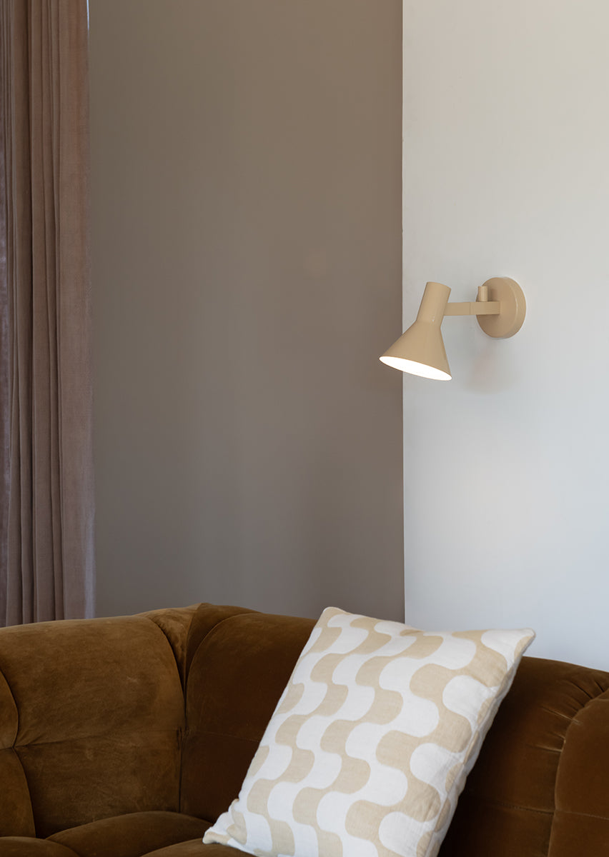 Stavanger Wall Lamp