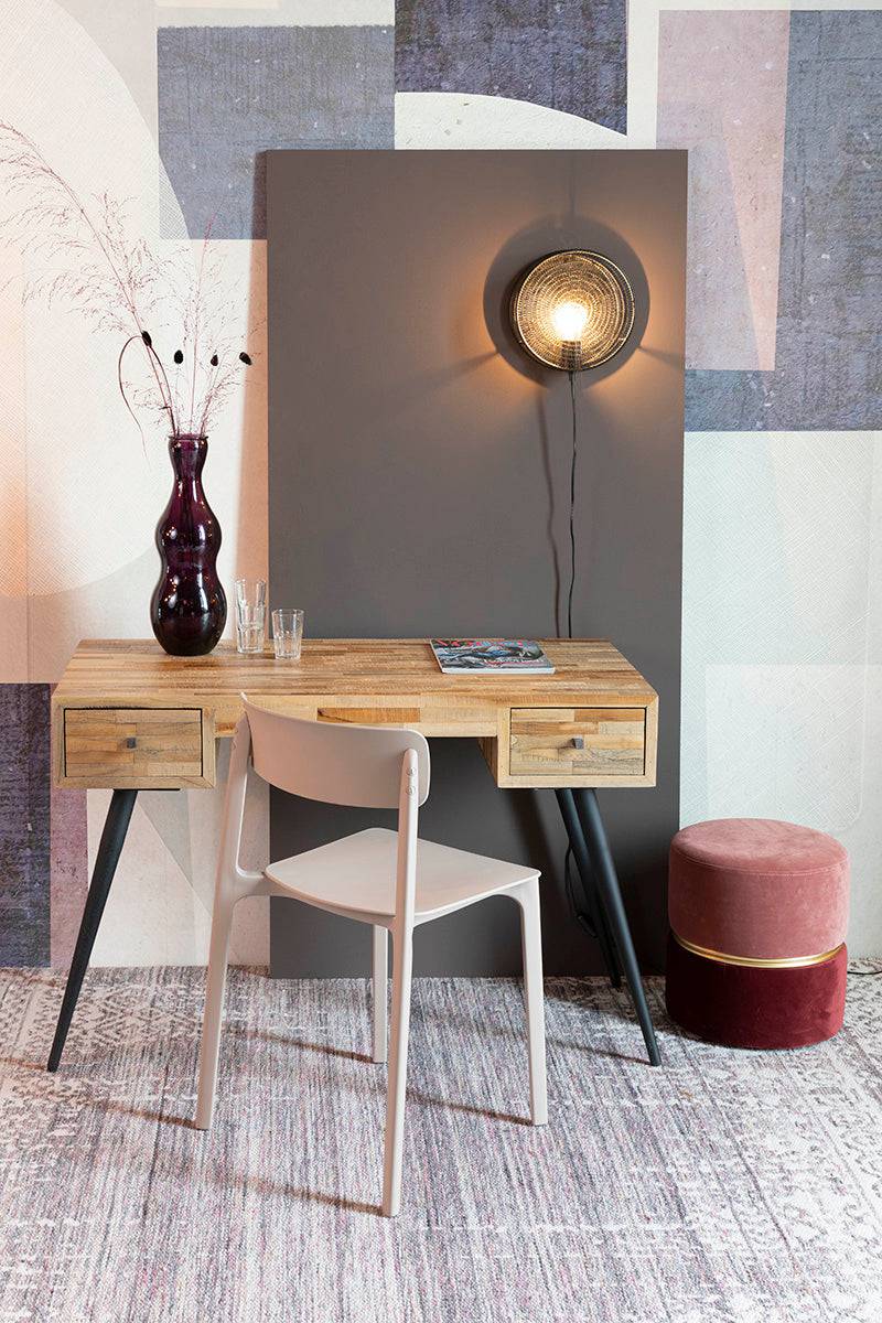 Leo Desk