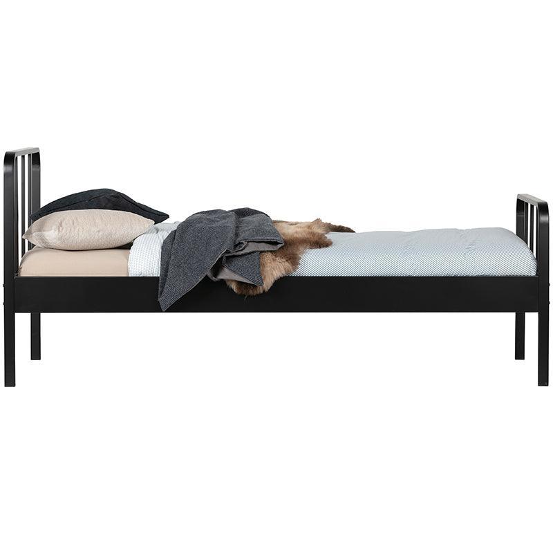 Mees Bed