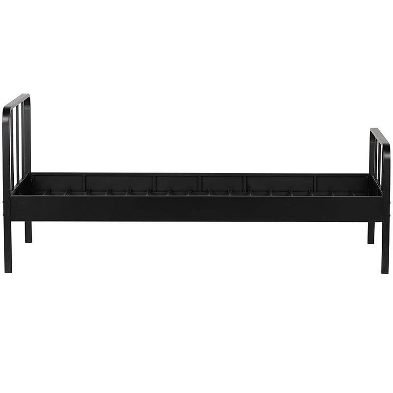 Mees Bed