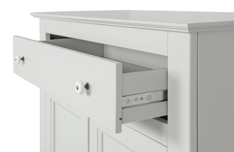 Eva Cabinet