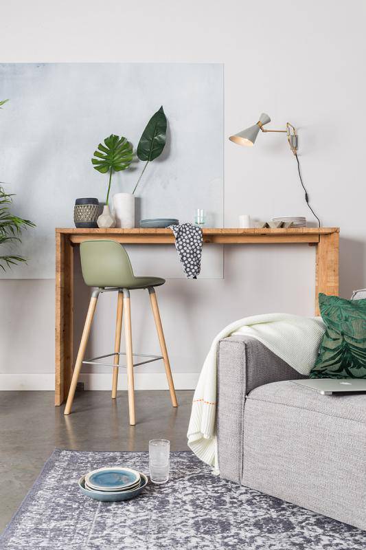 Shady Wall Lamp