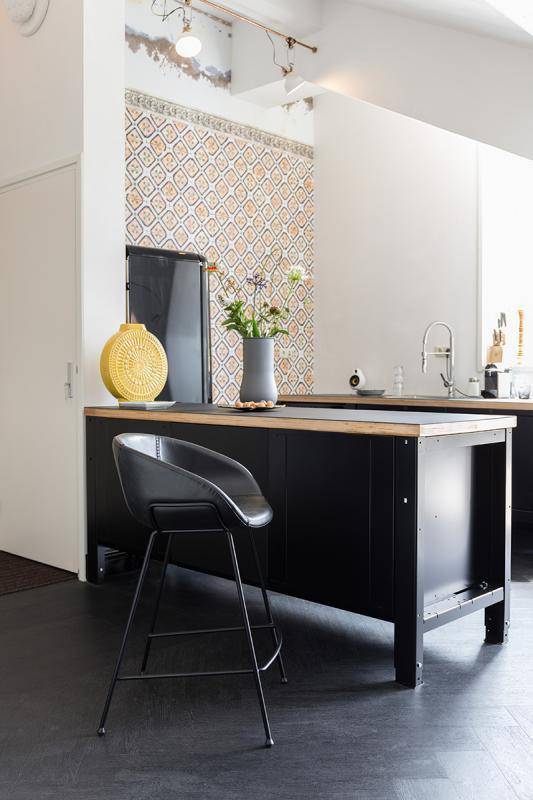 Feston Counter Stool