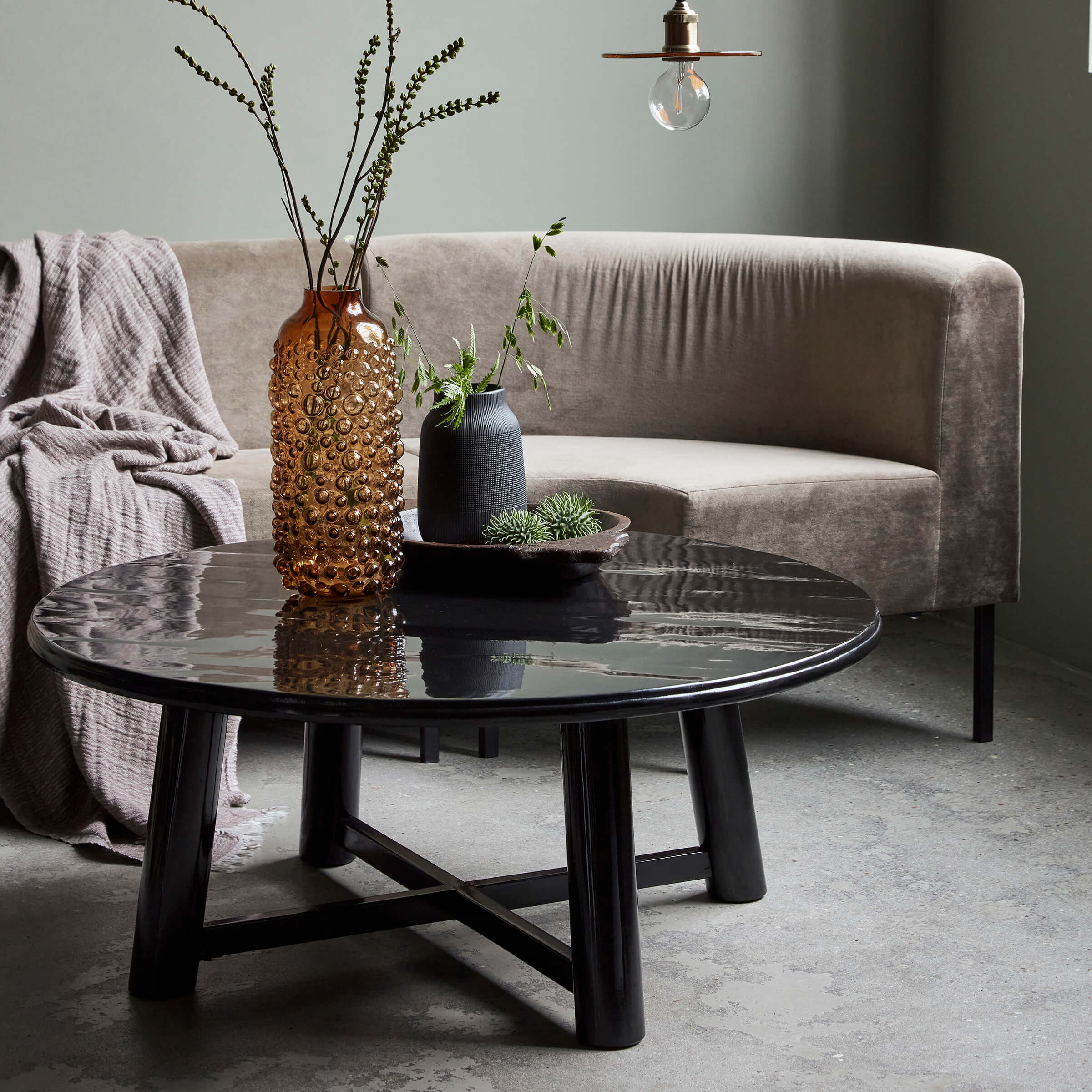 Tables - WOO .Design