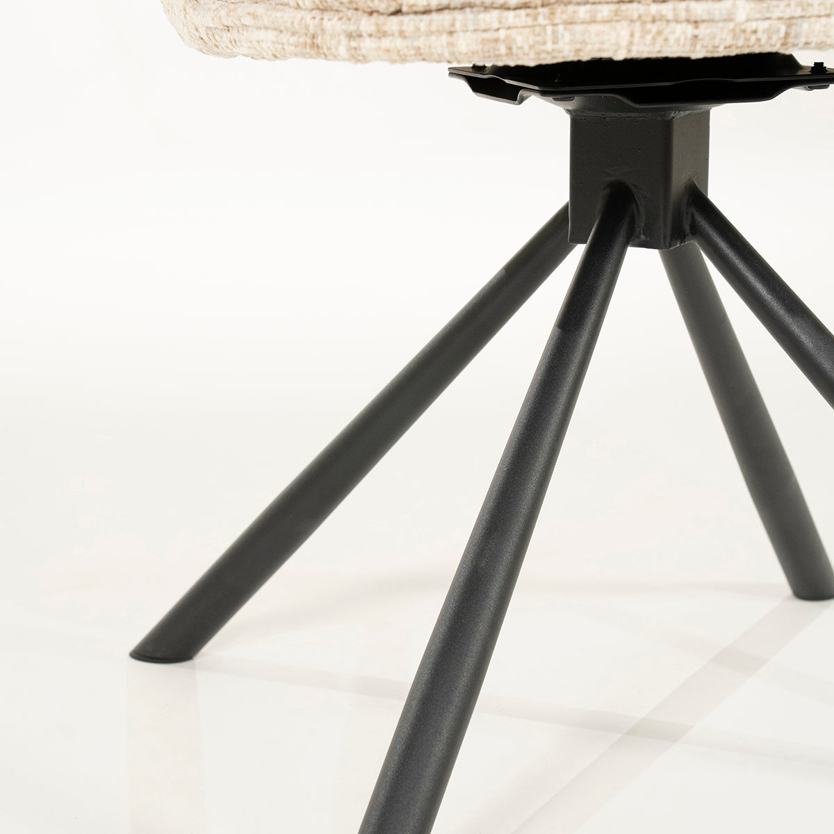 Ferre Chair