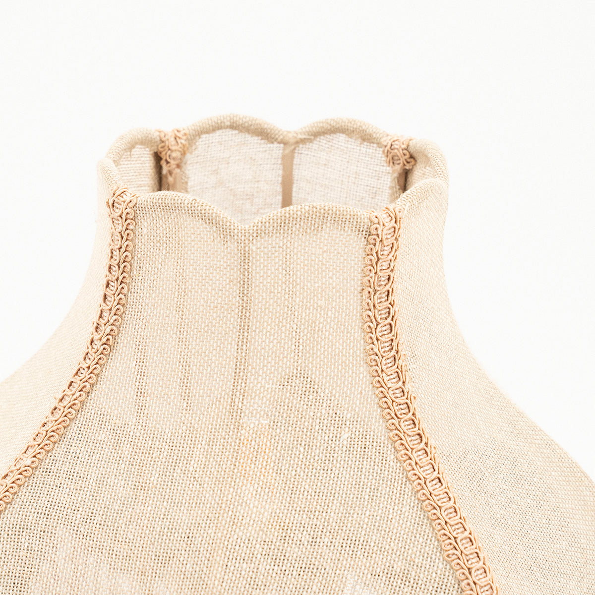 Fringaloo Table Lamp