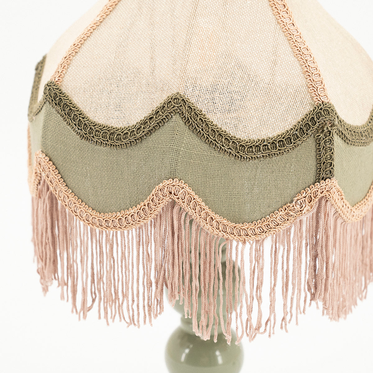 Fringaloo Table Lamp