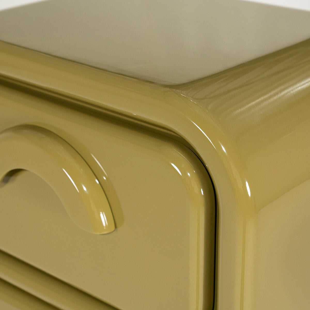 Gubby High Cabinet