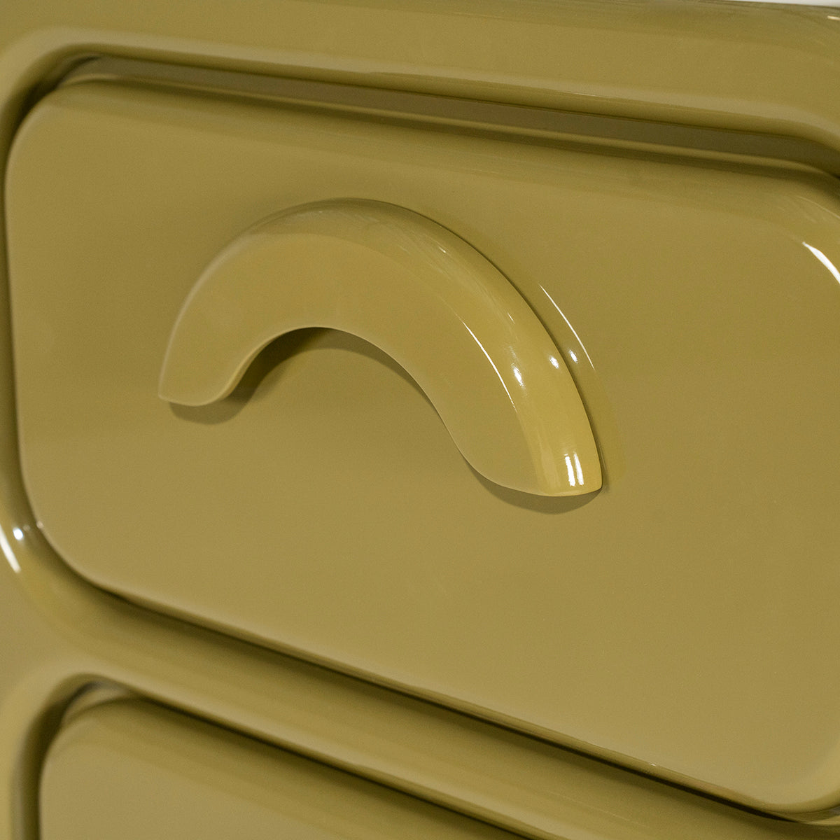 Gubby High Cabinet