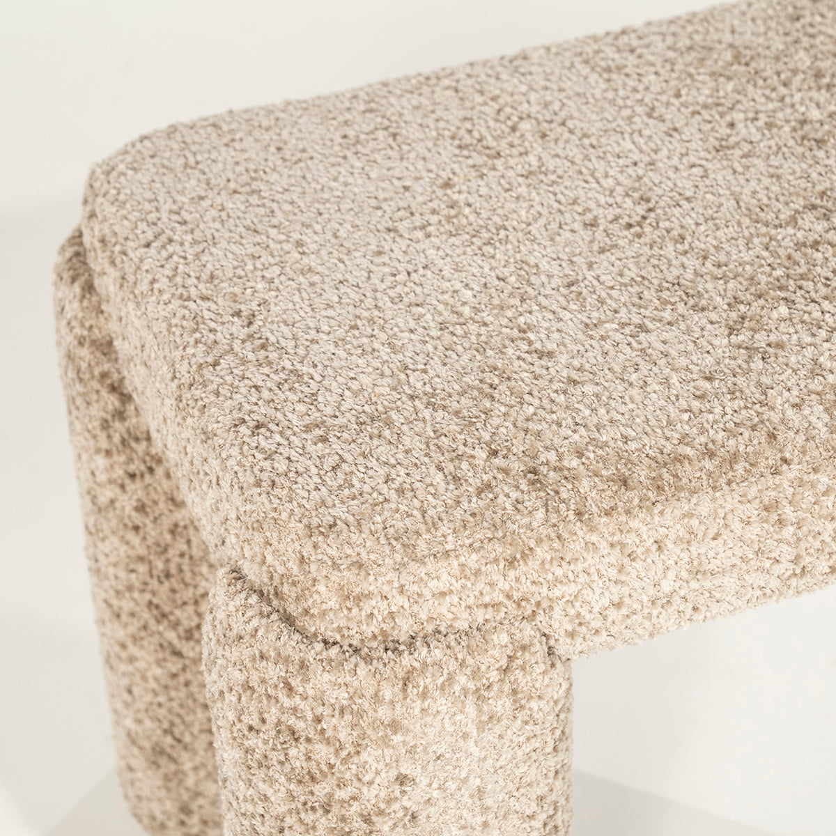 Omla Bench