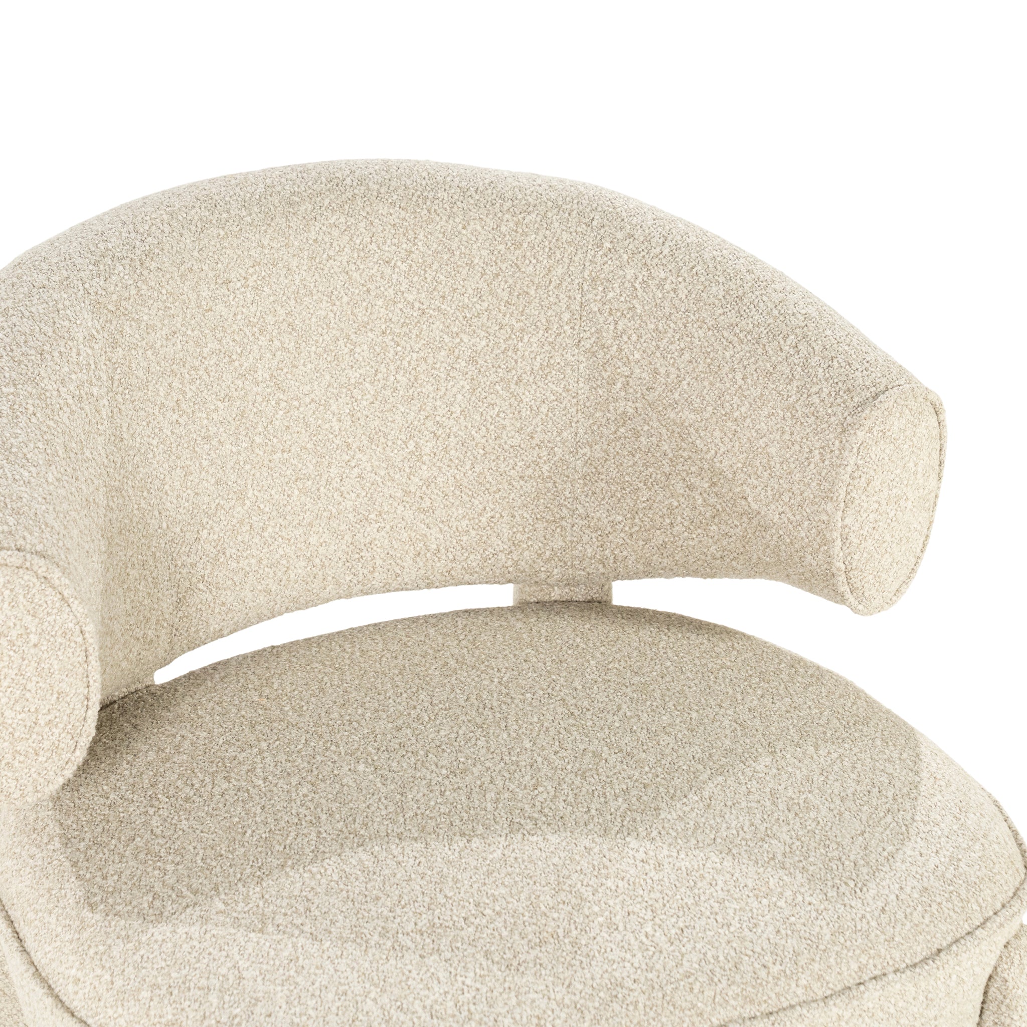 Phanti Lounge Chair