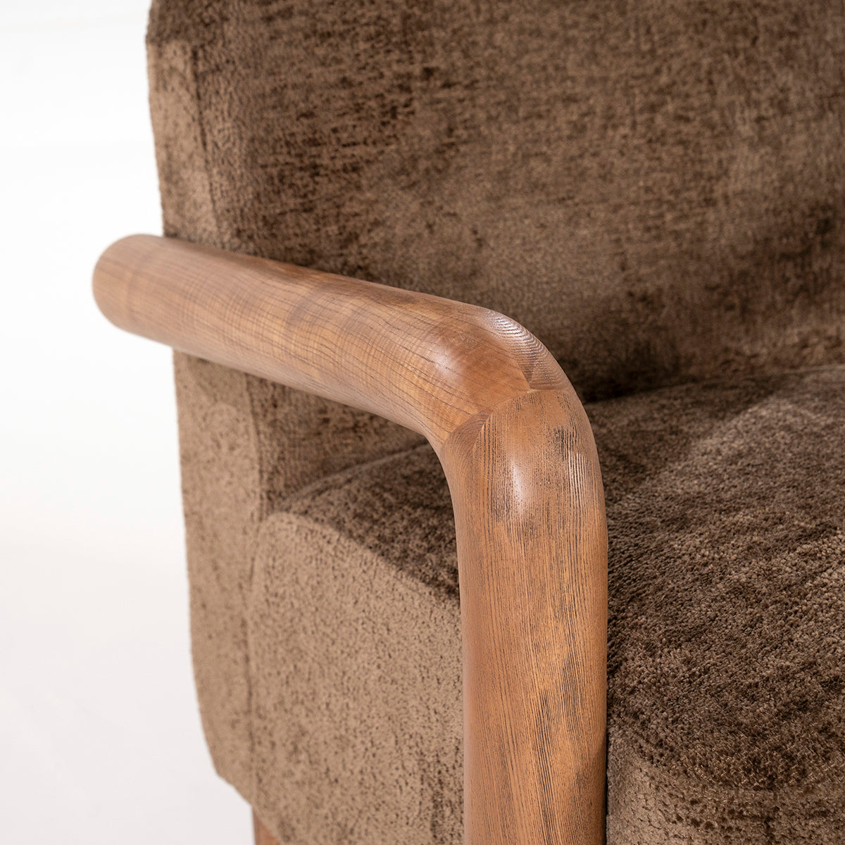 Retrova Armchair
