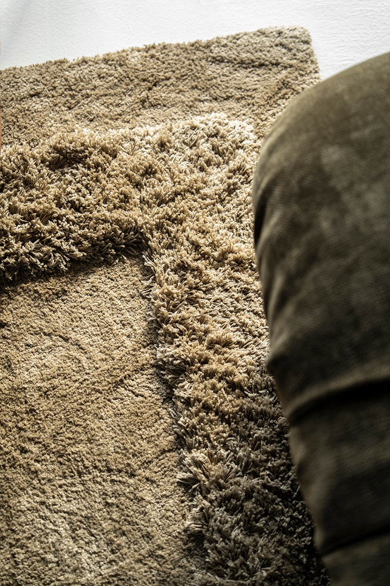 Tura Carpet