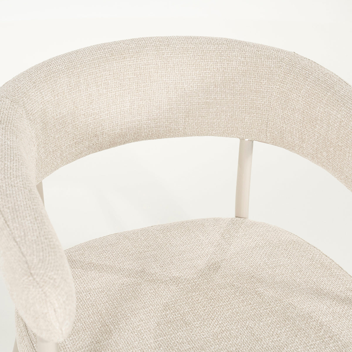 Yovi Chair