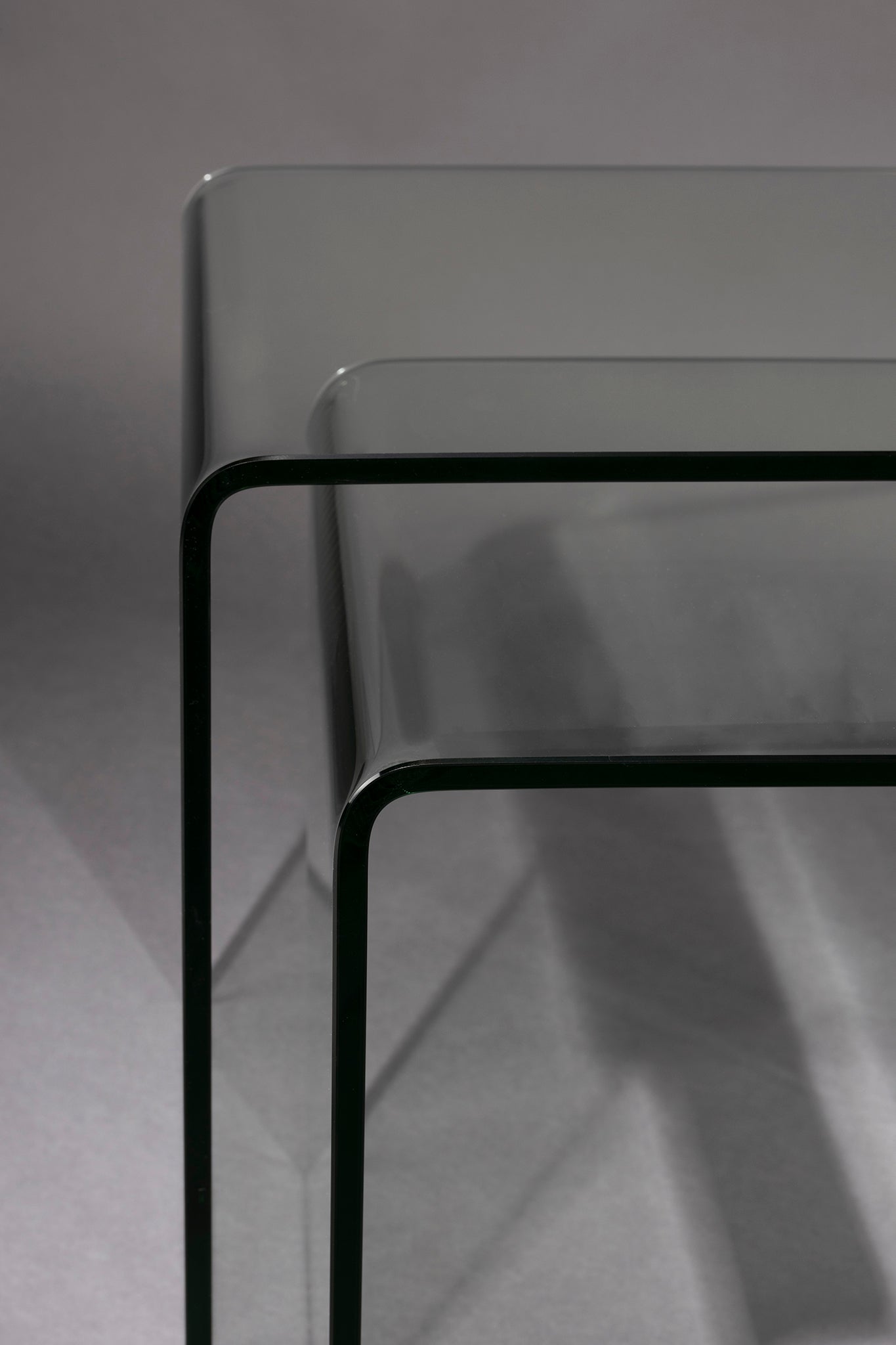 Vetro Transparant Side Table (2/Set)