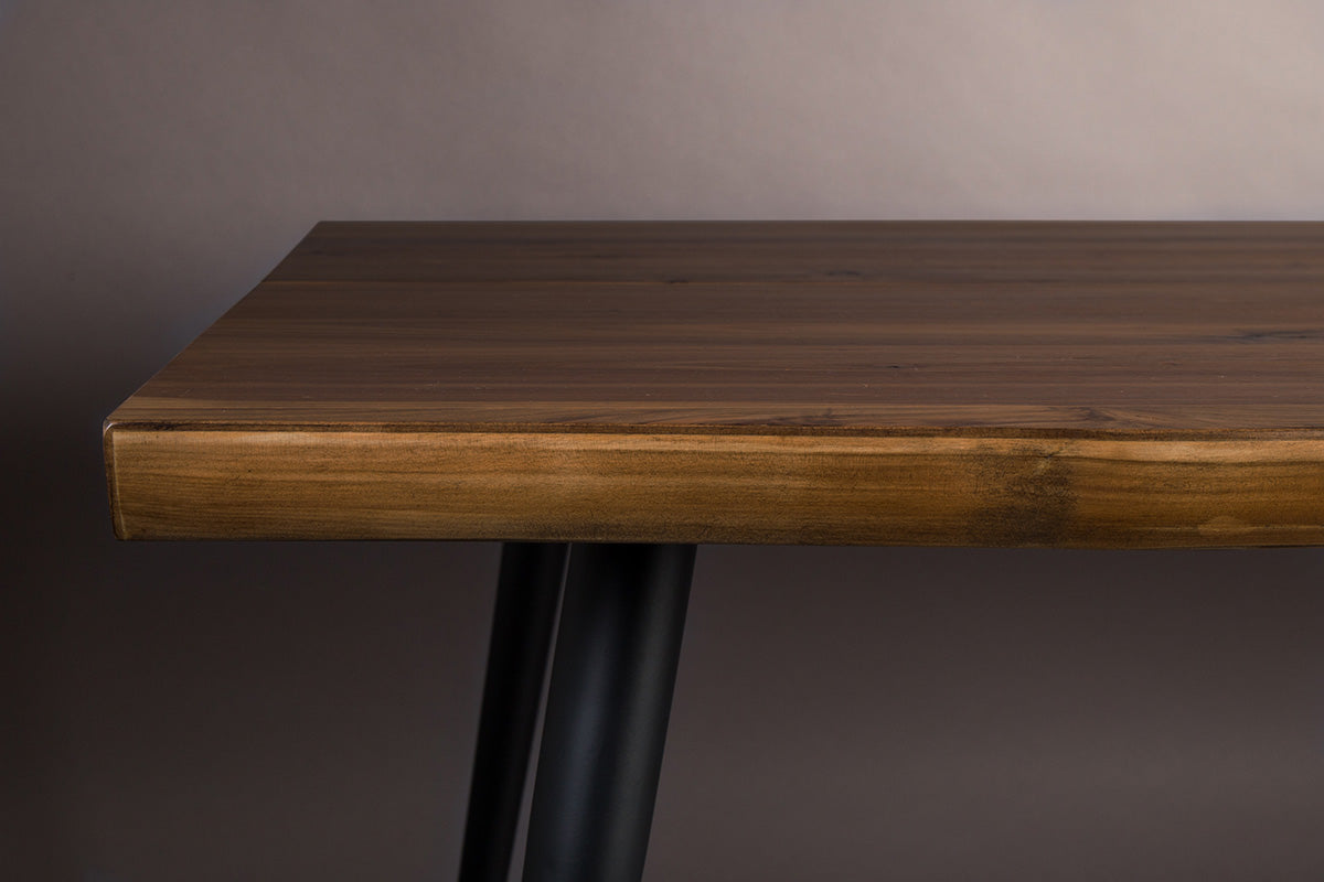 Alagon Table