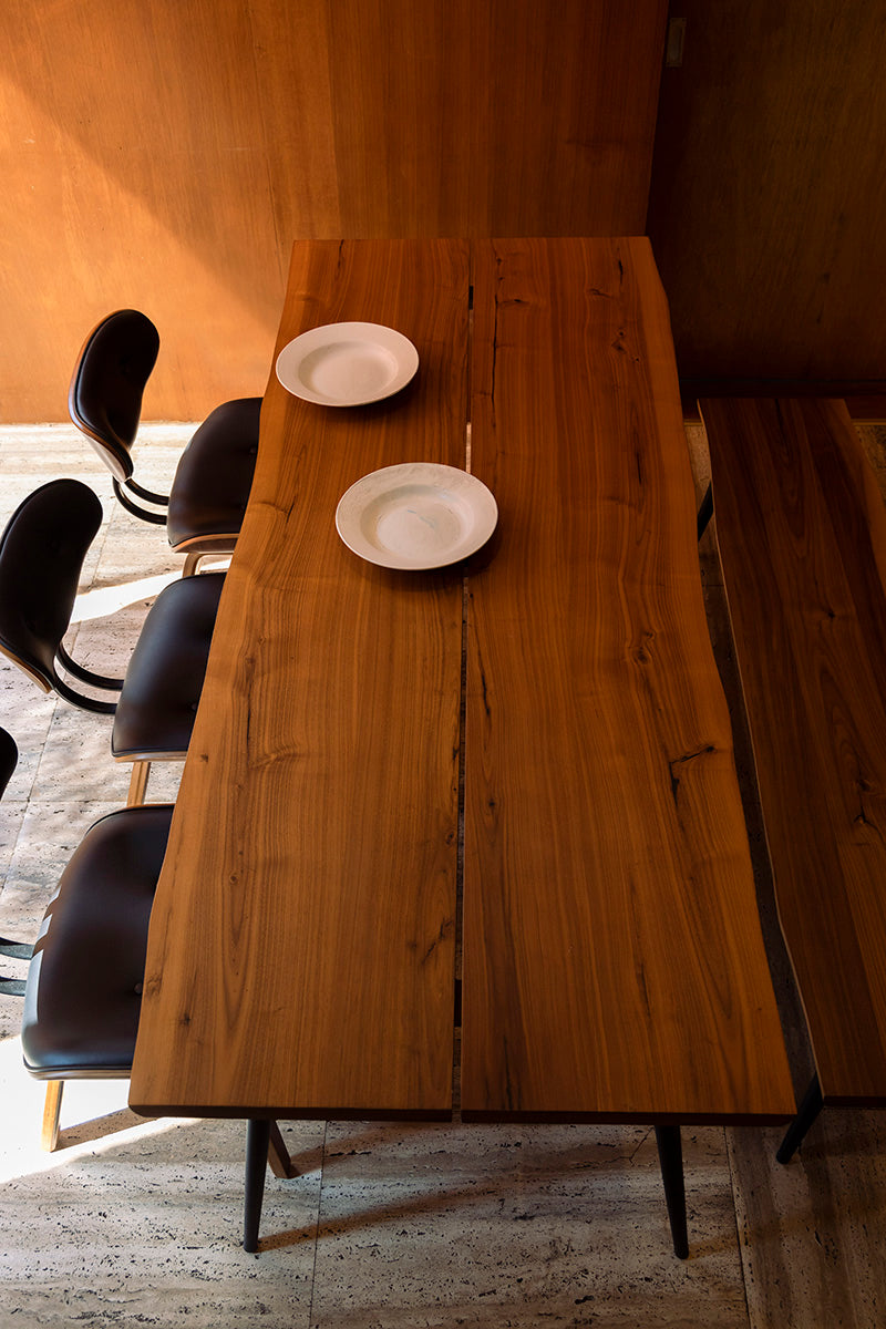 Alagon Table