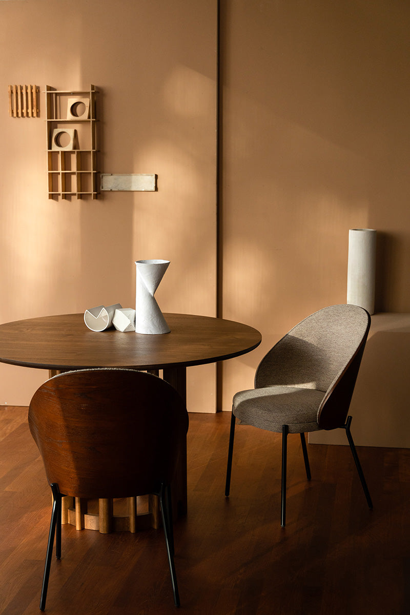Barlet Dining Table