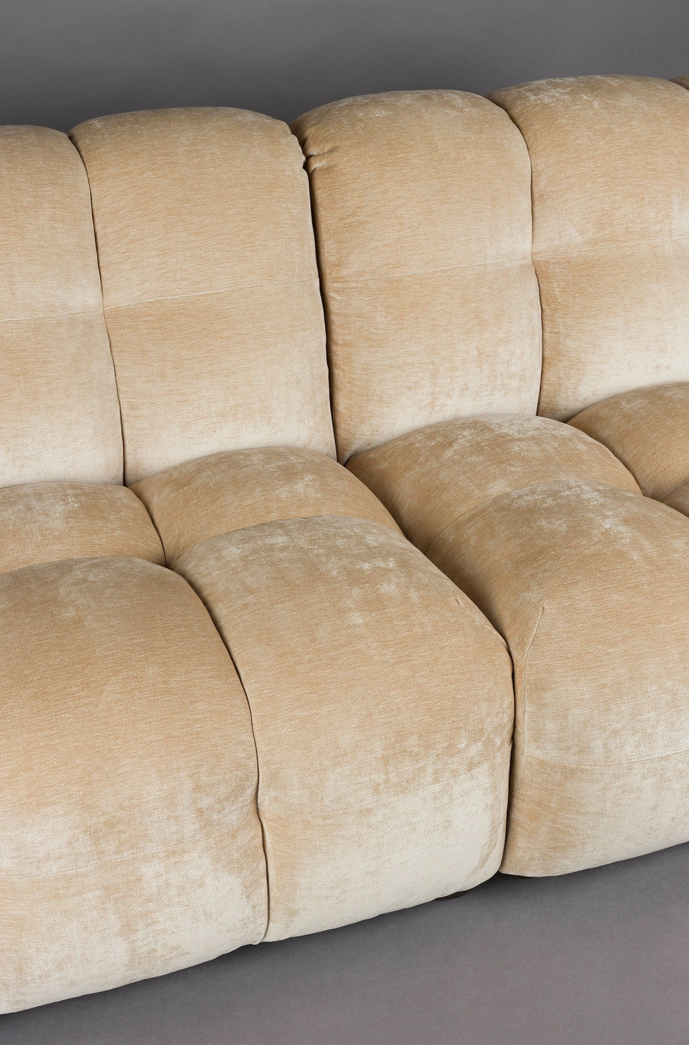 Hackman Velours Sofa