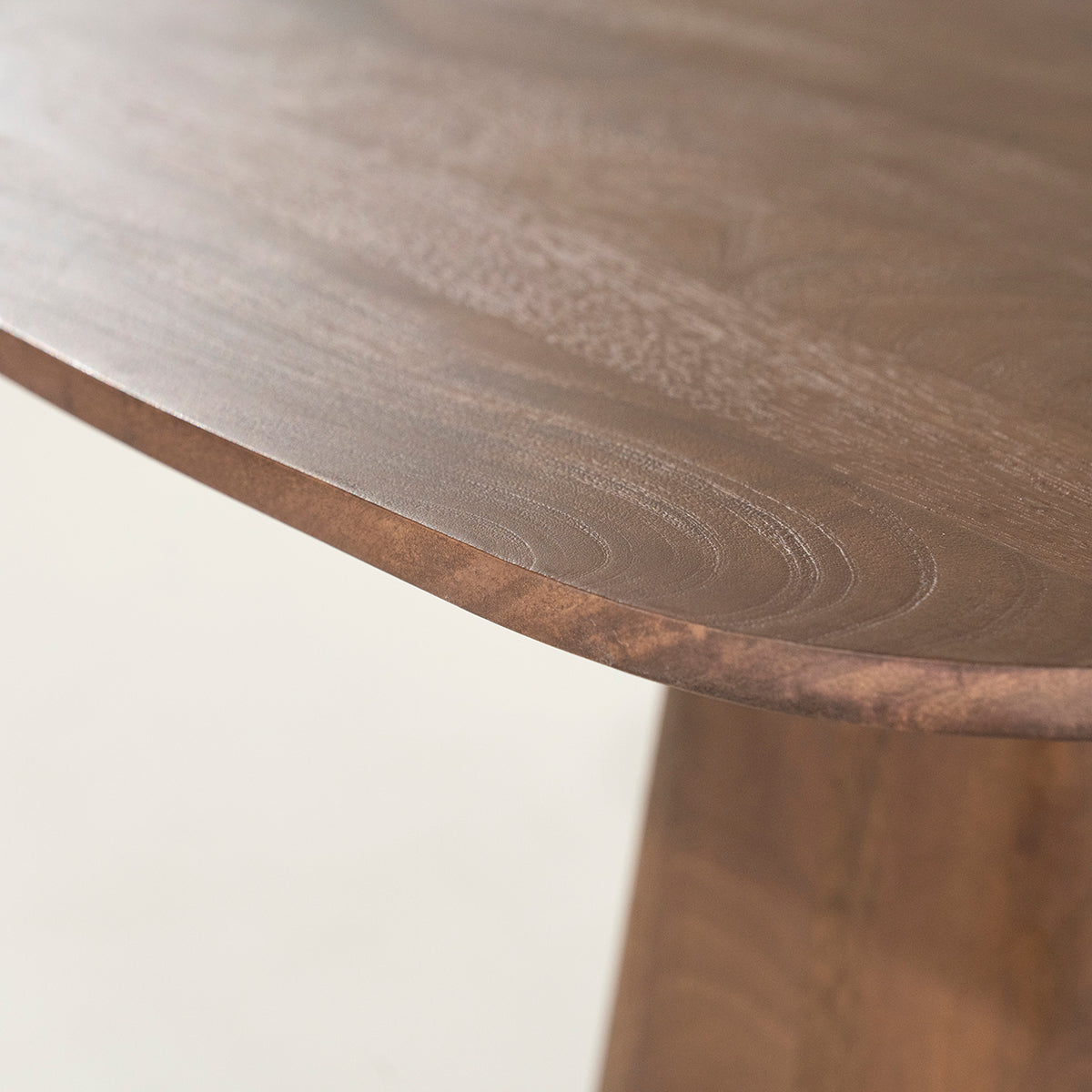 Aron Dining Table