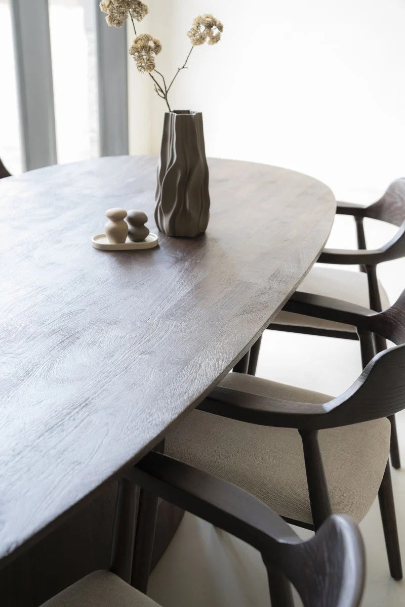 Aron Oval Dining Table (Display)