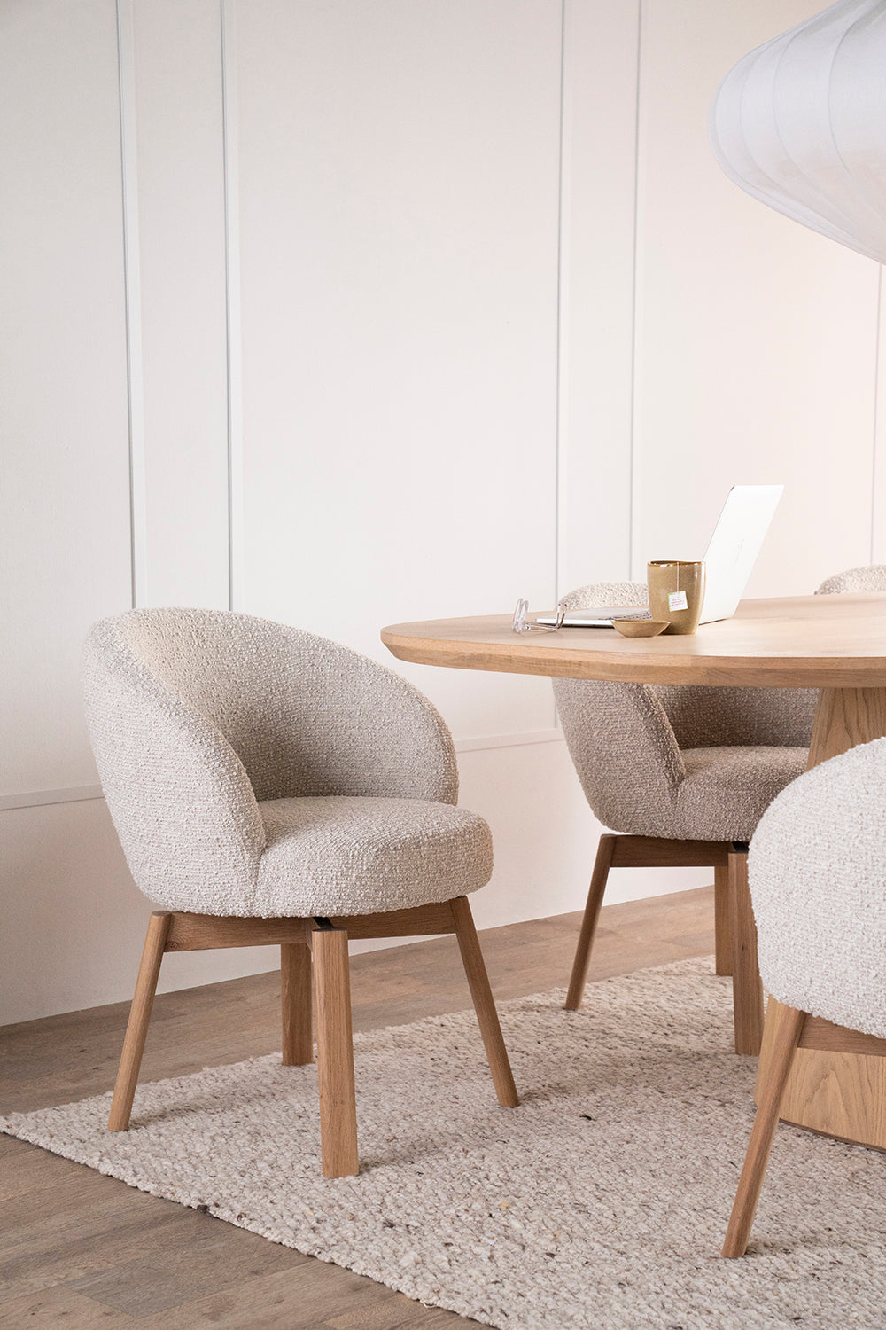Livia Hush Chair