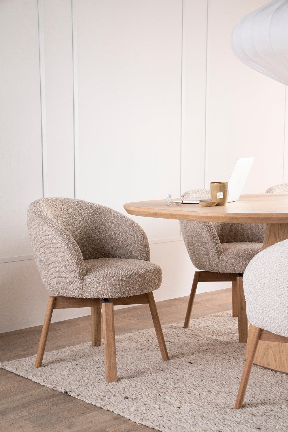 Livia Hush Chair