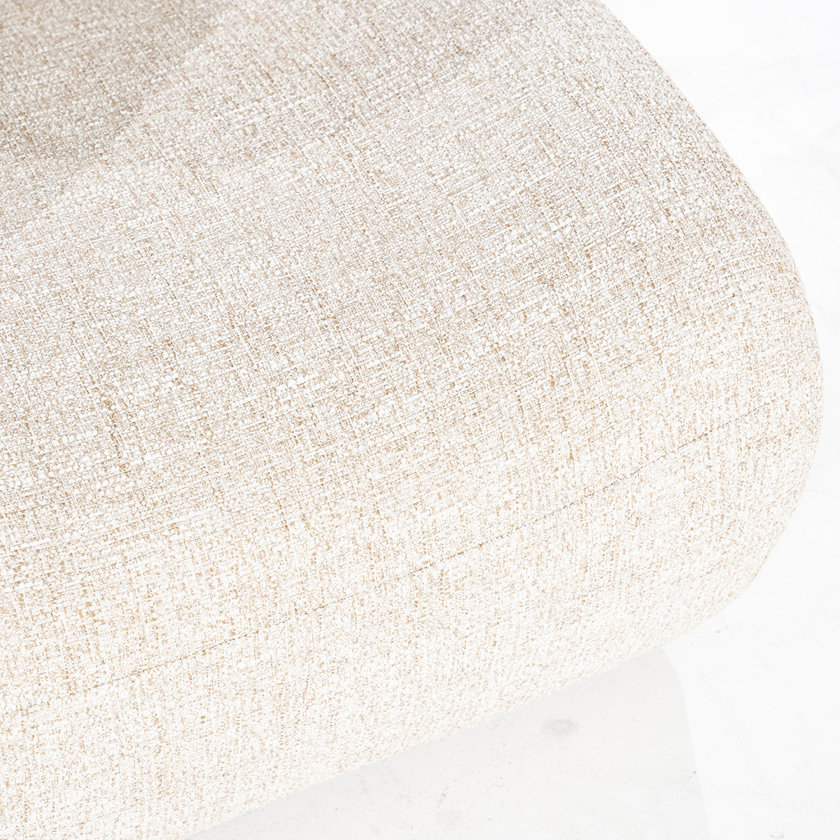 Lucia Donna Lounge Chair
