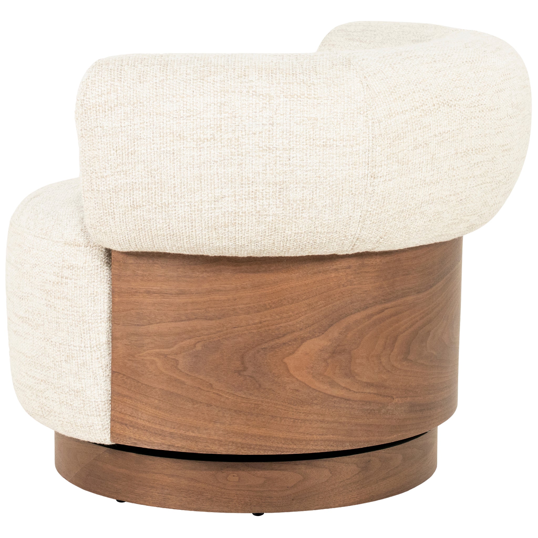 Nila Vanu Armchair