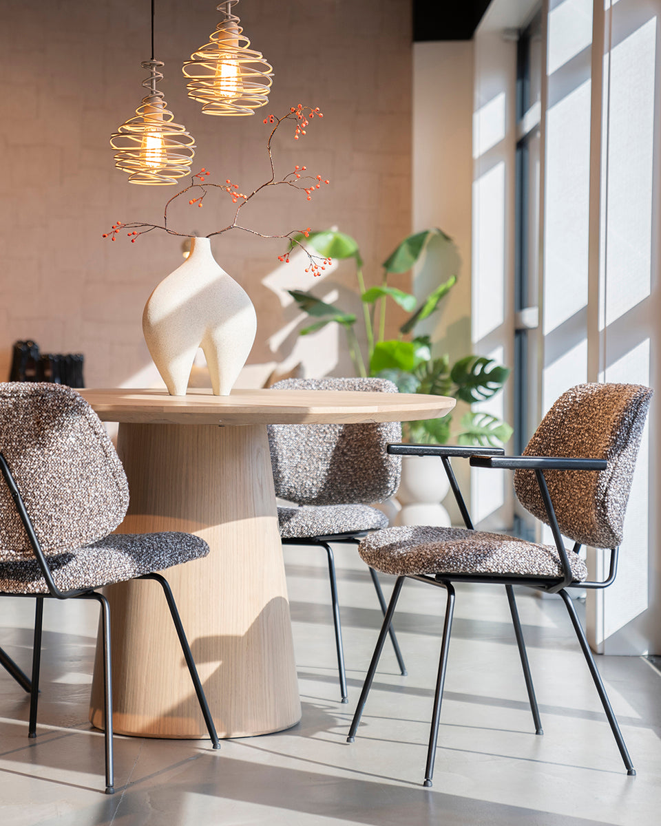 Jon Maywood Chair with Armrest - WOO .Design