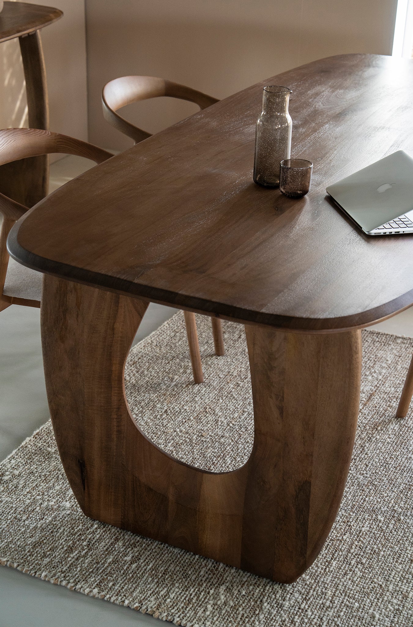 Phoebe Dining Table