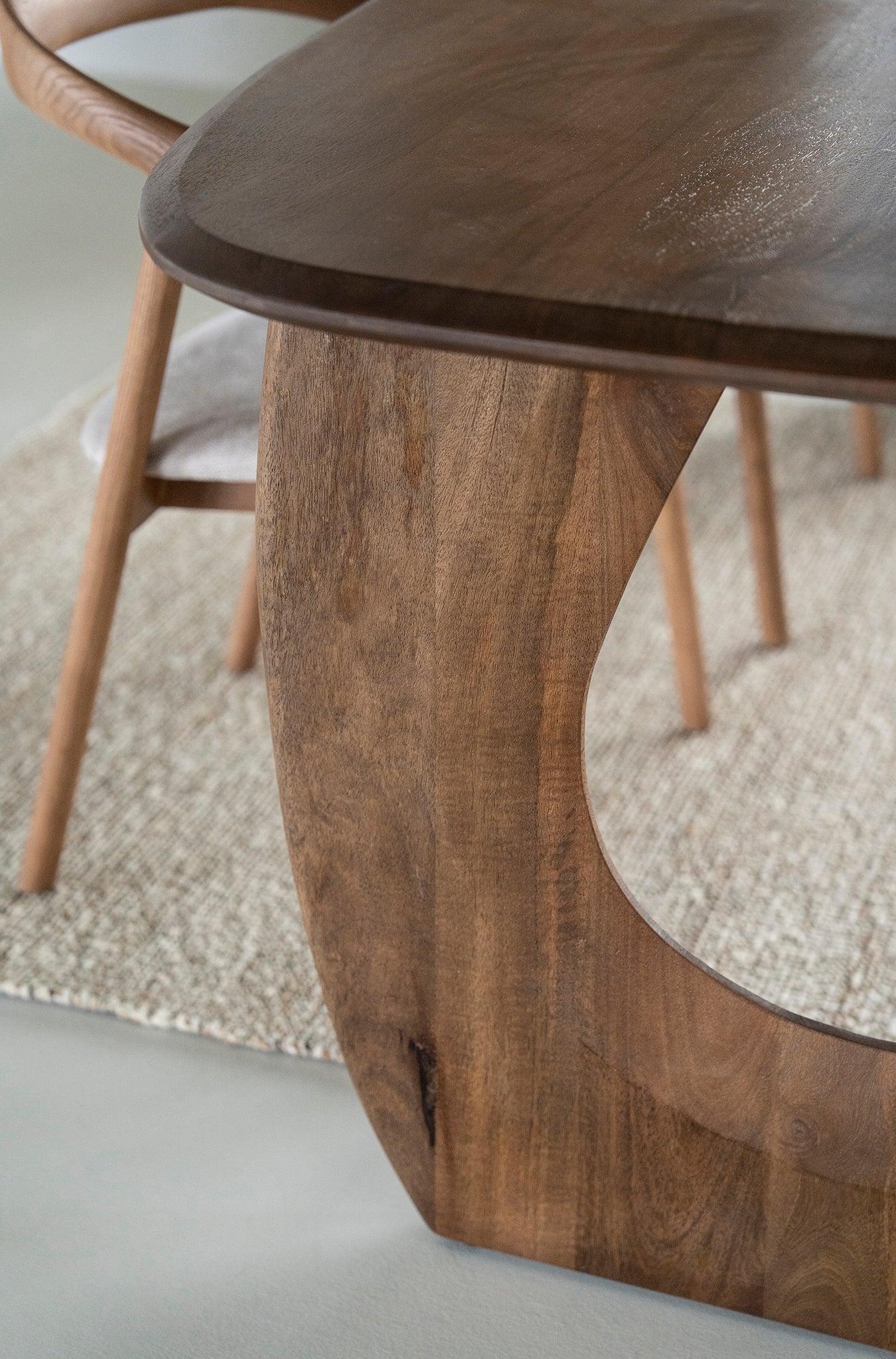 Phoebe Dining Table
