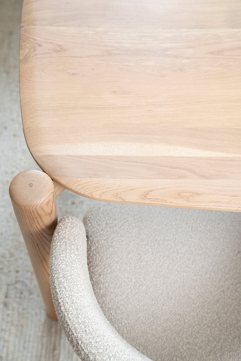 Selbu Dining Table