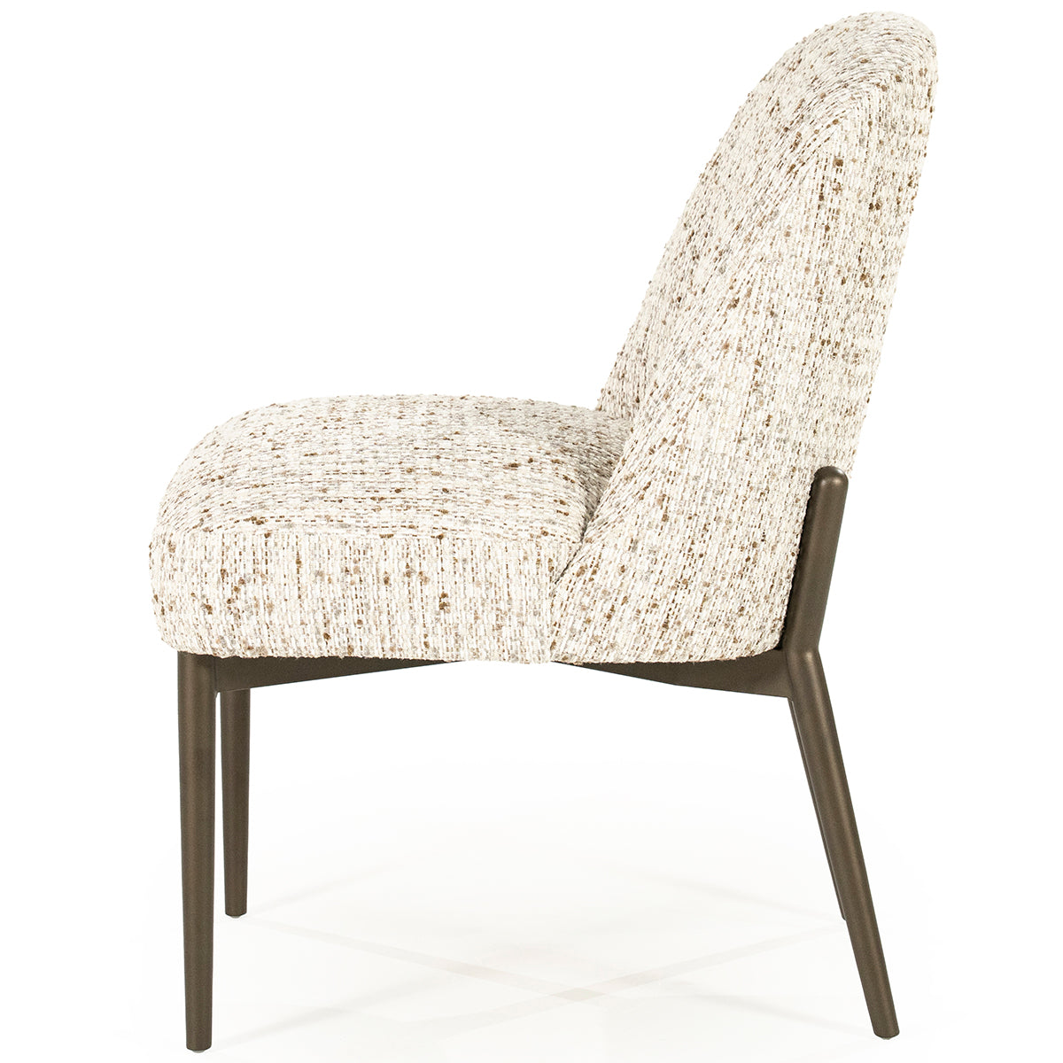 Tobias Vive Chair