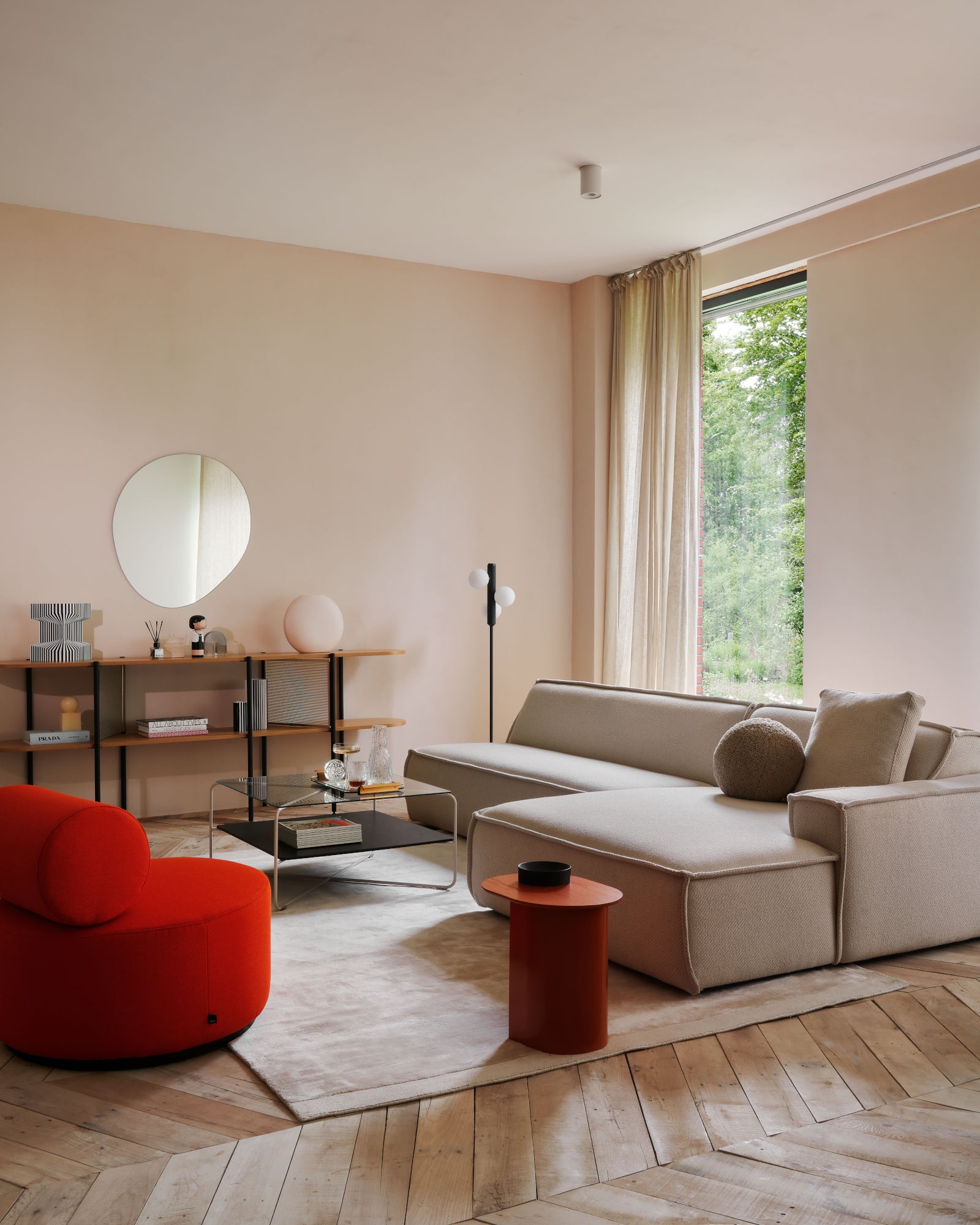 Plateau Side Table