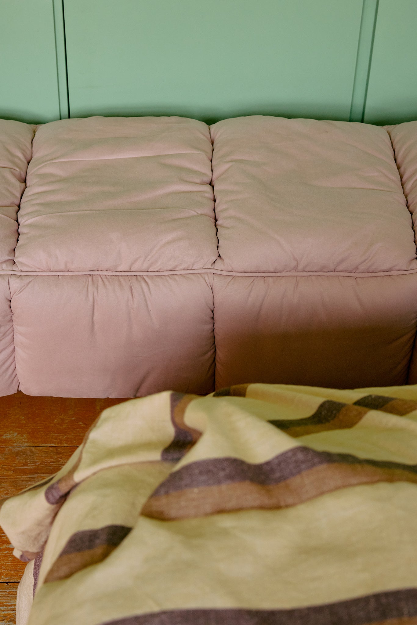 Puffy Lobby Bench