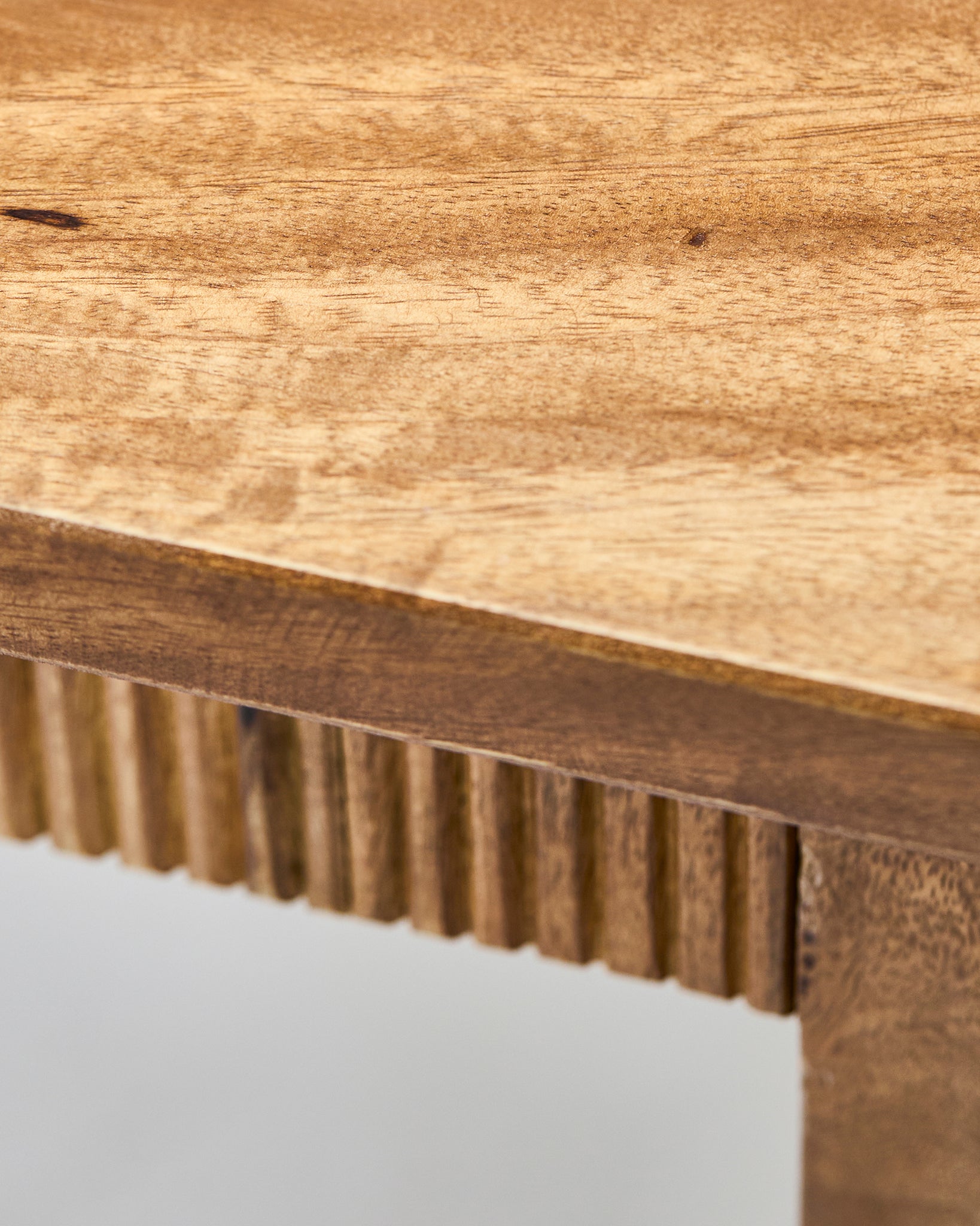 Balance Dining Table