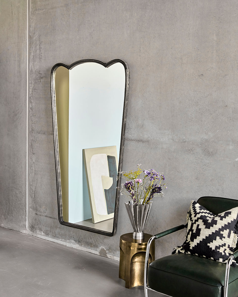 Jamp Mirror