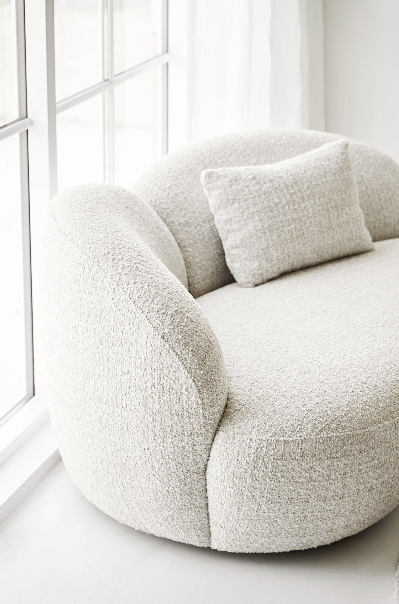 Amol Sofa