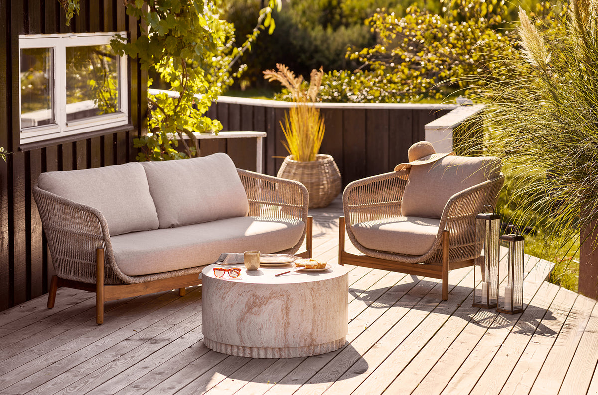 Bonn Coffee Table with Fluted Base