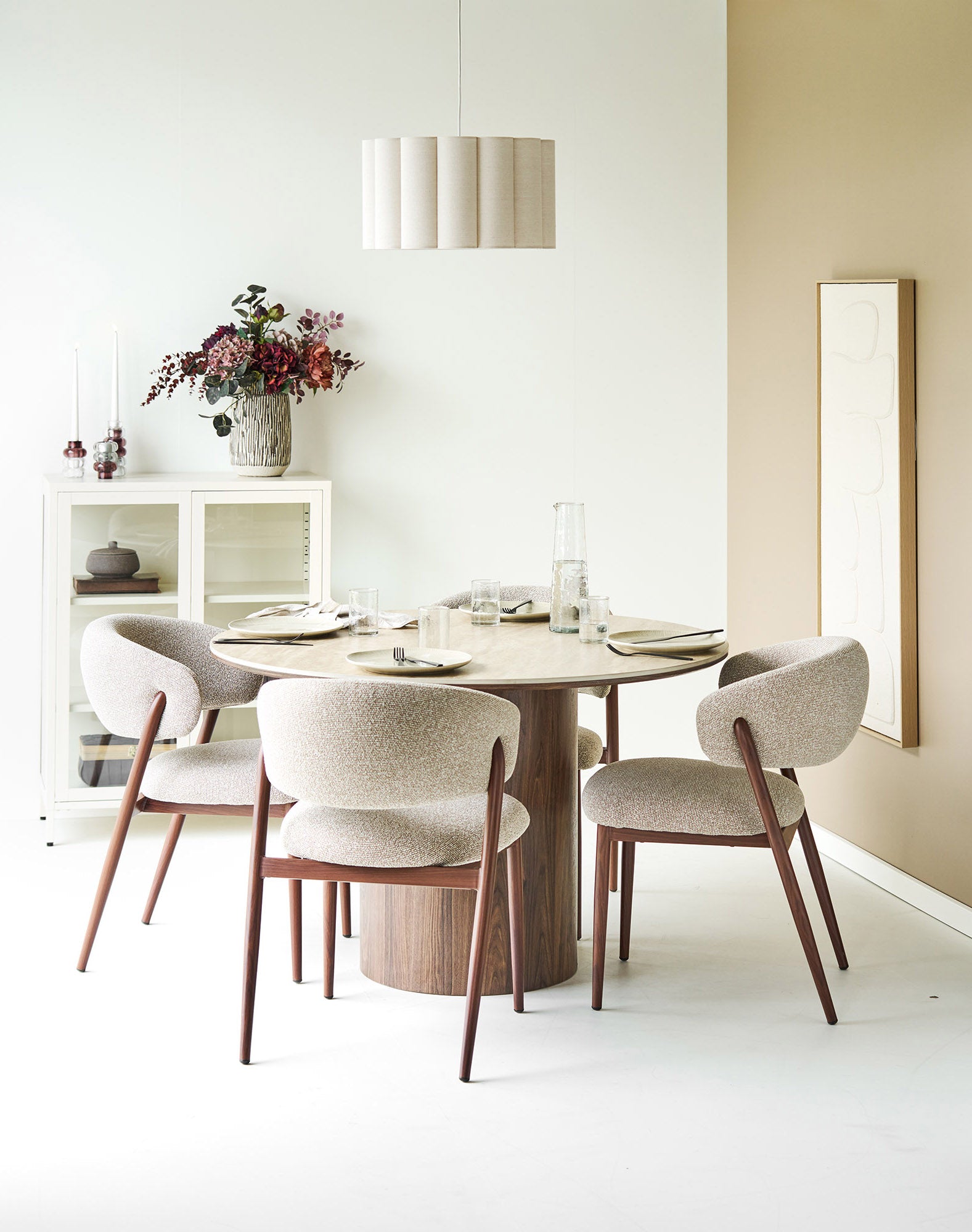 Cavi Dining Chair
