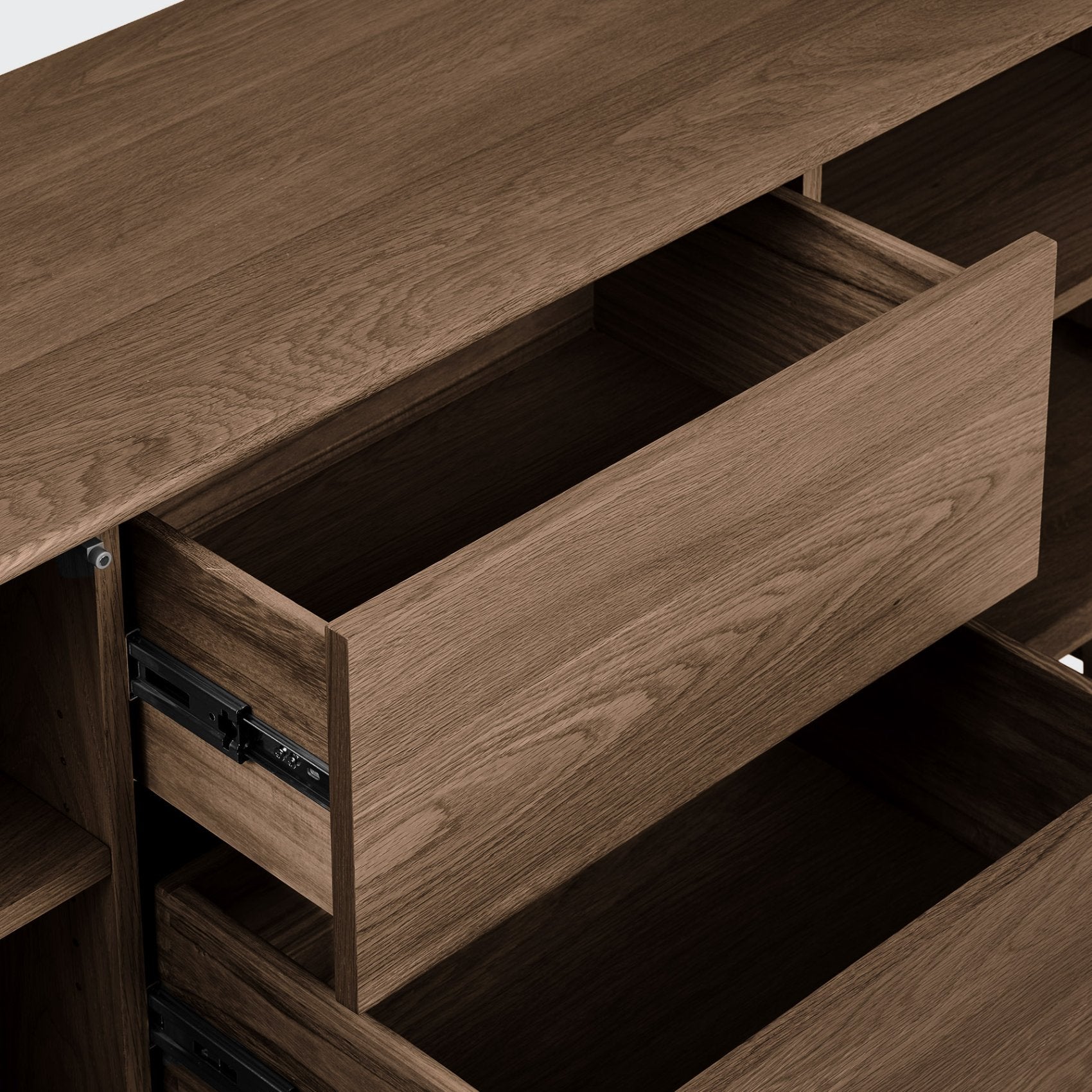 Darwin Sideboard