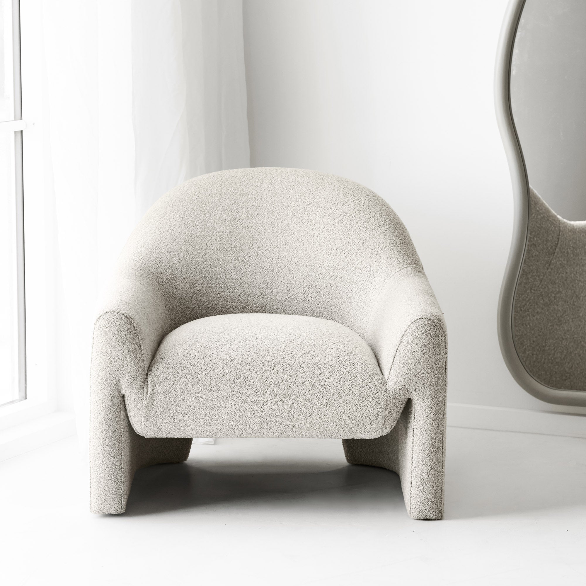 Zahara Lounge Chair
