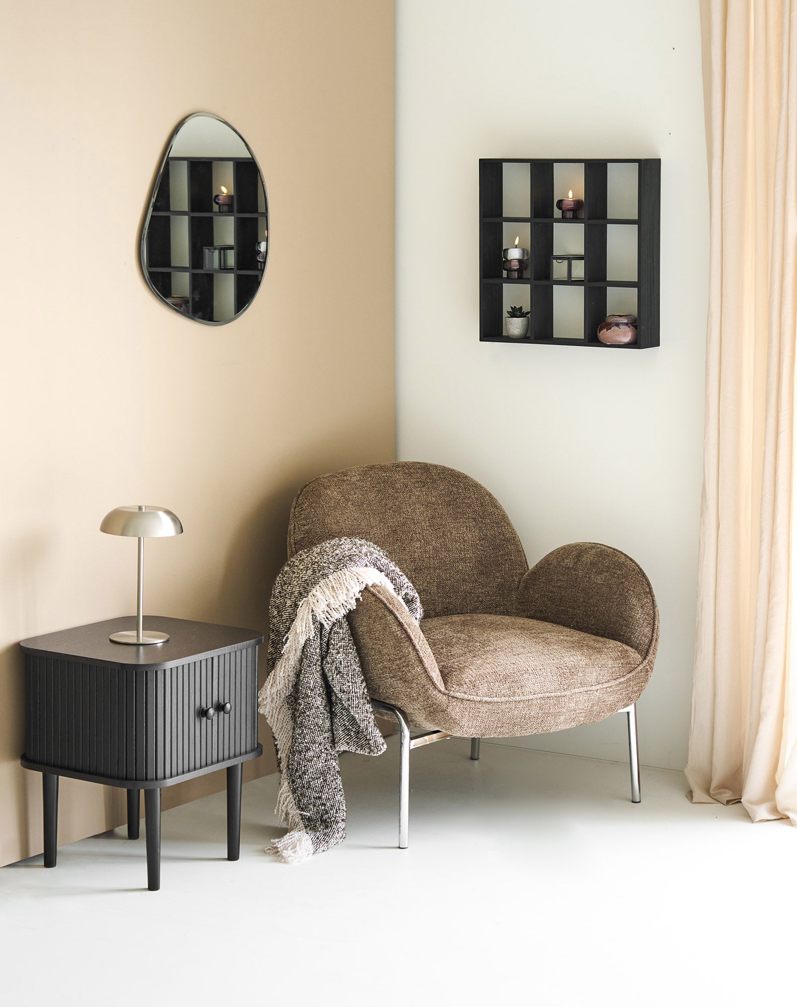 Zomba Lounge Chair