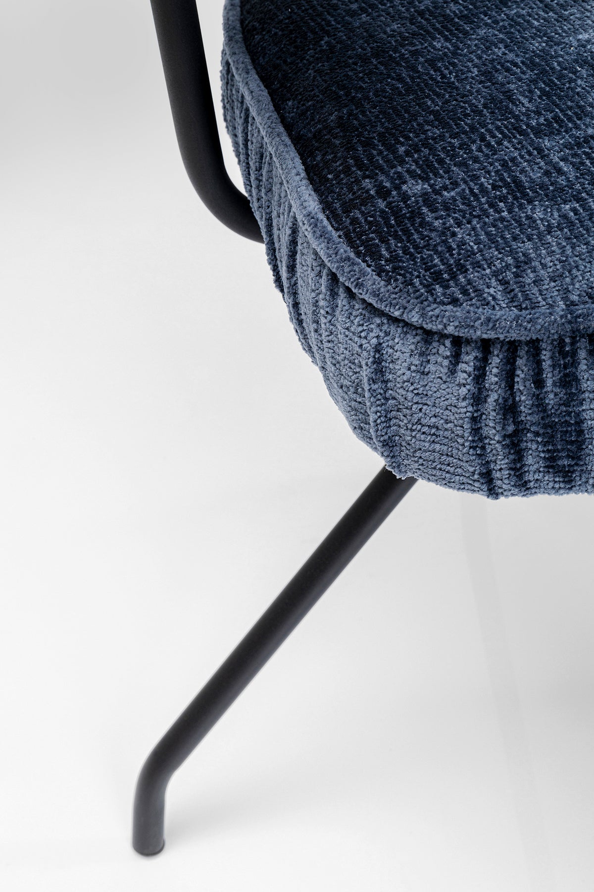 Arabella Swivel Chair